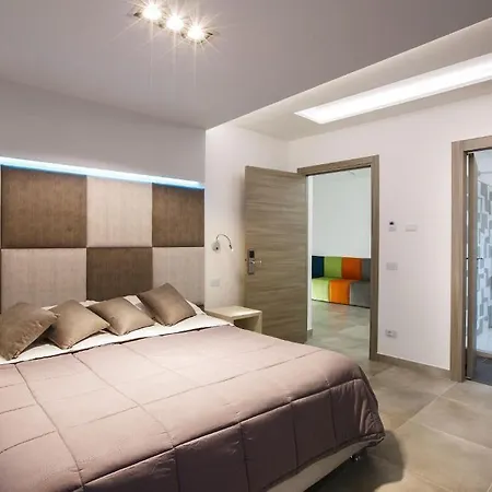 Orange - De Vivo Realty Affittacamere Sorrento
