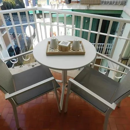 Orange - De Vivo Realty Affittacamere