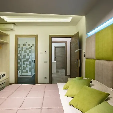 Orange - De Vivo Realty Affittacamere Sorrento