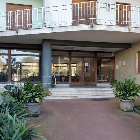 De Vivo Realty - Orange Suites Sorrento Guest house 4*