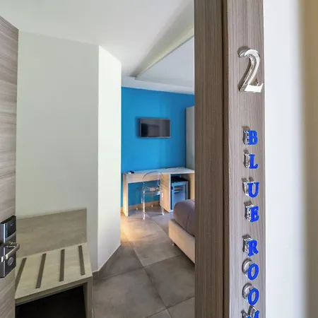 De Vivo Realty - Orange Suites Sorrento Sorrento