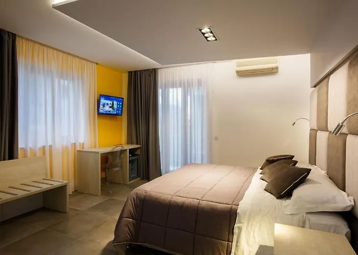 Orange - De Vivo Realty Penzion Sorrento