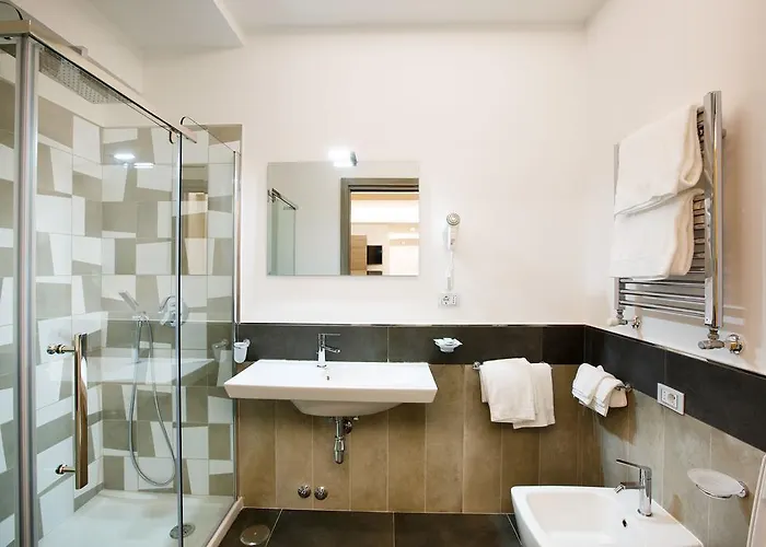Orange - De Vivo Realty סורנטו